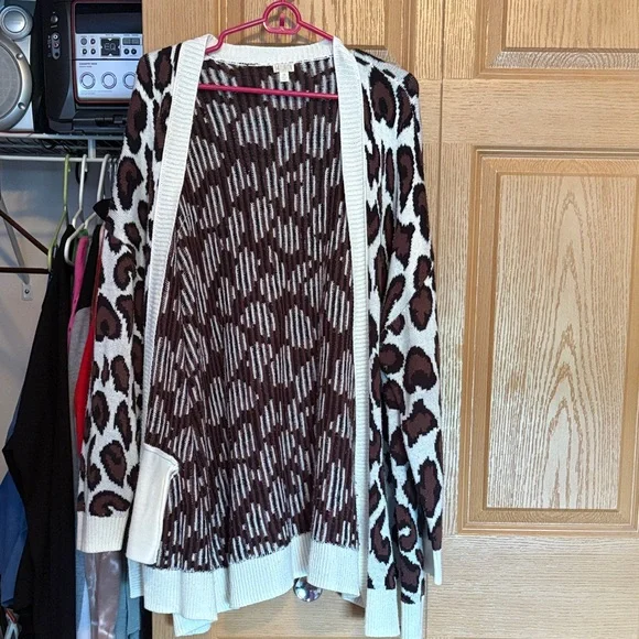 Leopard Print Open Front Cardigan Sweater - Picture 1 of 4